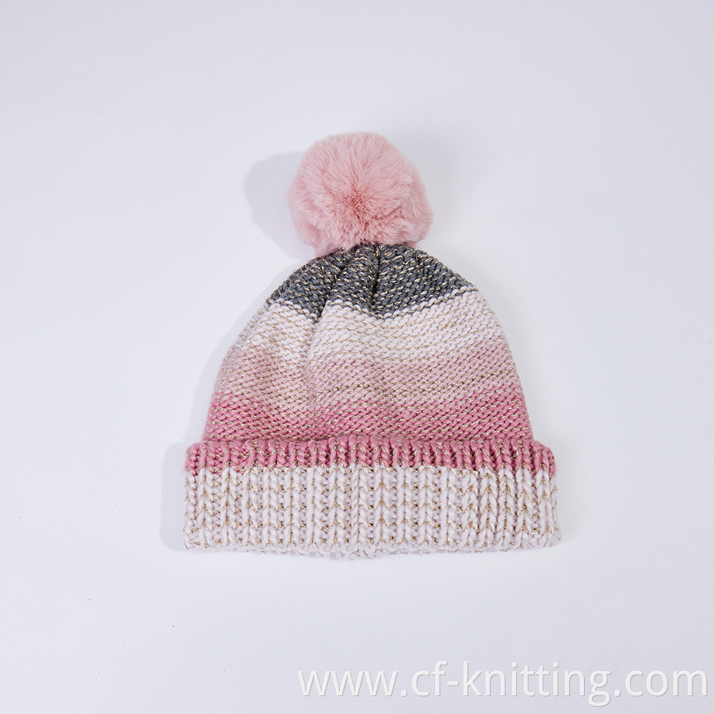 Cf M 0040 Knitted Hat 1